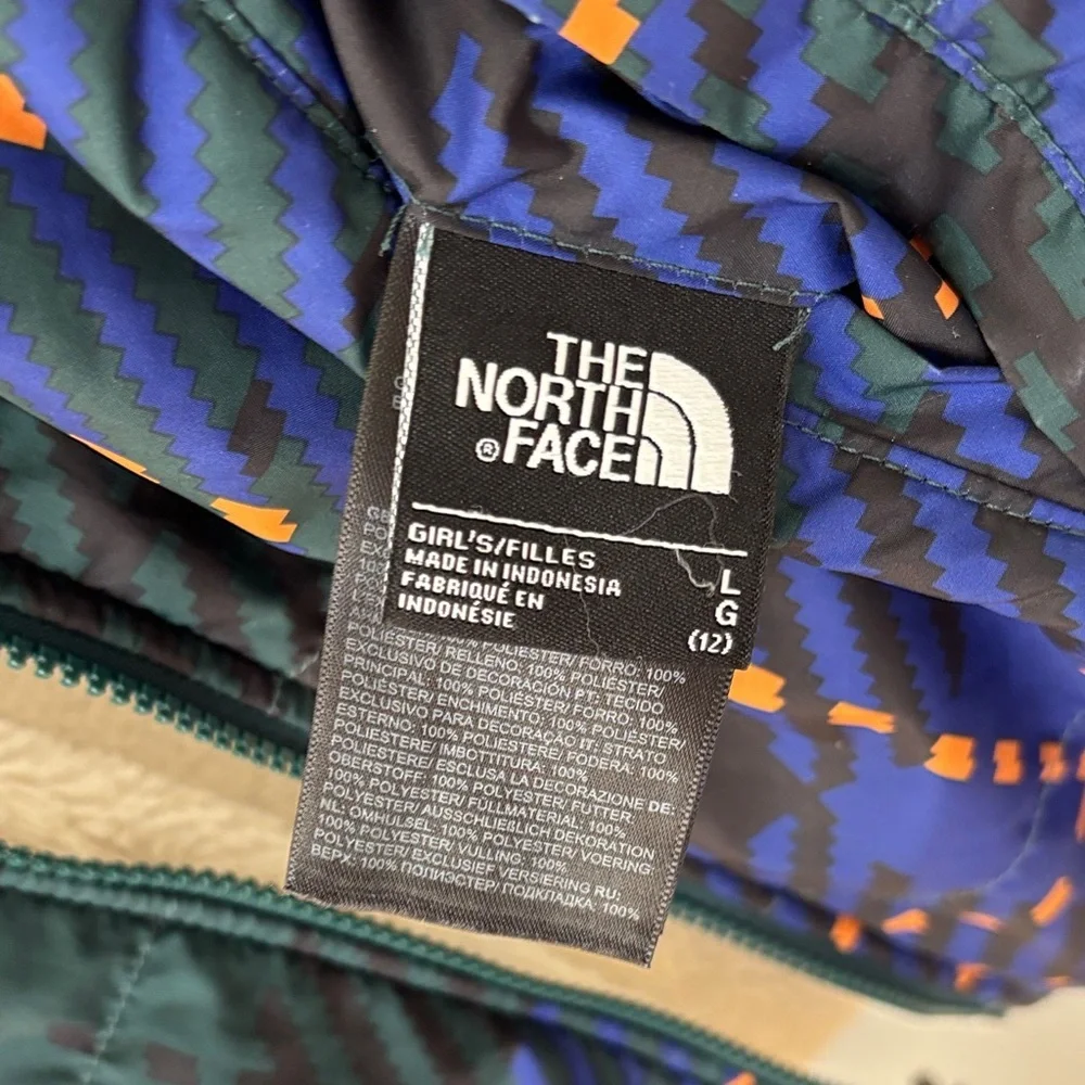 The North Face Cream Fleece Jacket reversible to Green/blue/orange -16 SKU